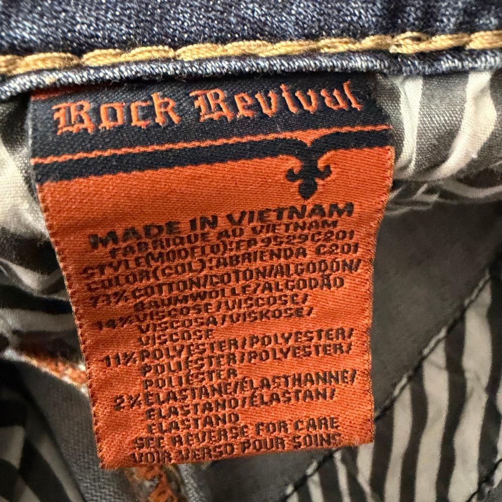 Rock Revival Abrienda Low RIse Cropped Jeans Size 26 Embellished Flap Pocket - Picture 4 of 14